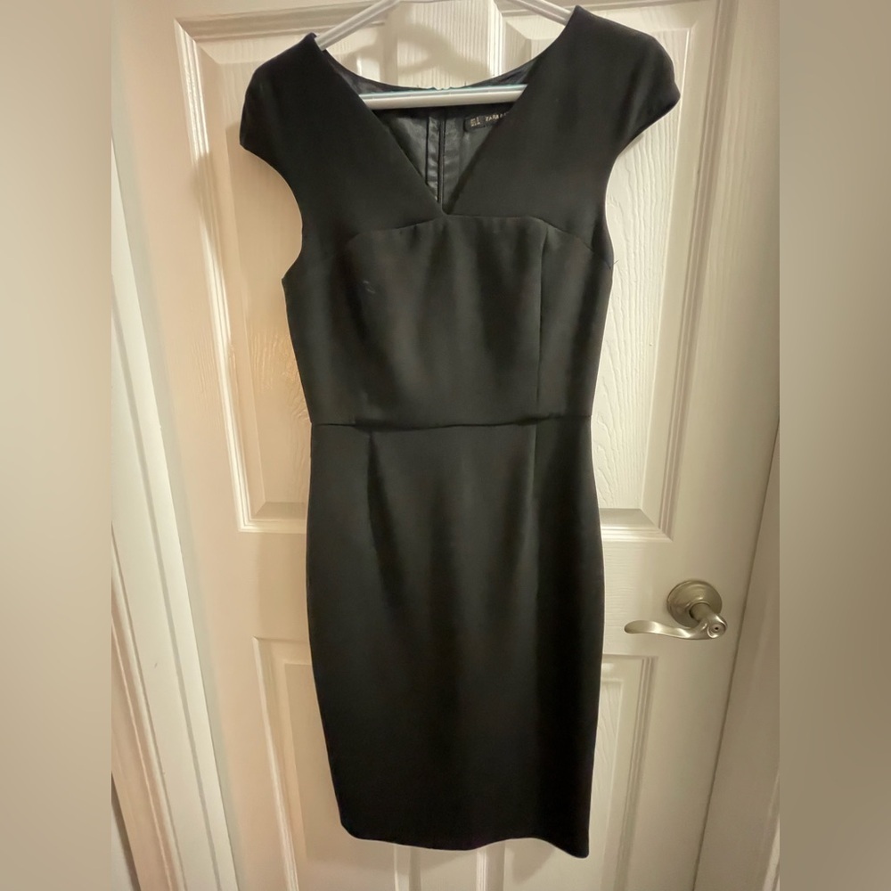 Zara Black Cap Sleeve Midi Dress